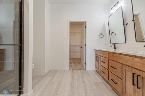 3187 66th Avenue S Fargo ND 58104