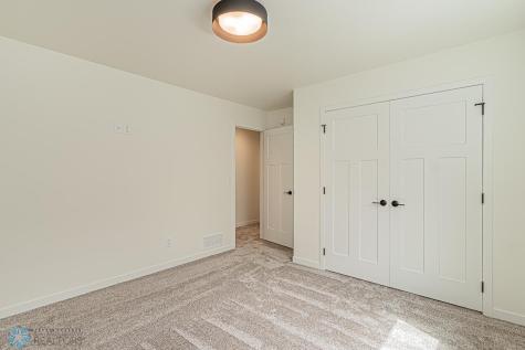 3187 66th Avenue S Fargo ND 58104