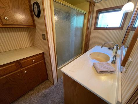 605 Park Street Jackson MN 56143