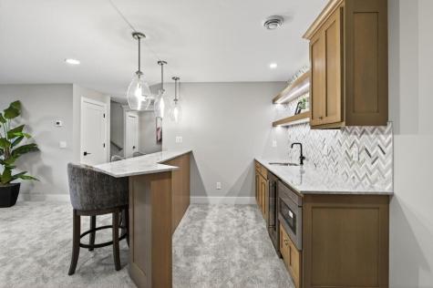 5319 Glenwood Avenue Golden Valley MN 55422