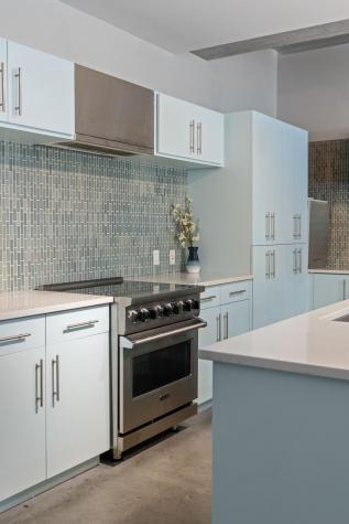 345 6th Avenue N Minneapolis MN 55401