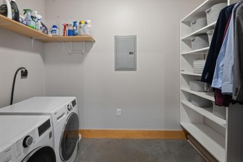 345 6th Avenue N Minneapolis MN 55401
