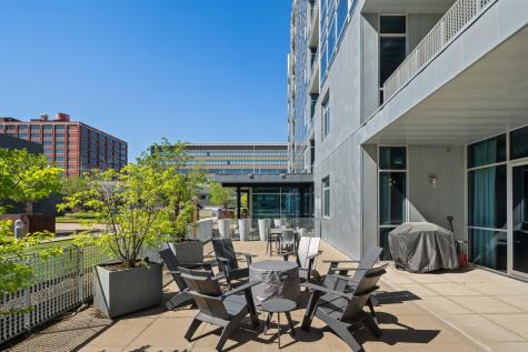 345 6th Avenue N Minneapolis MN 55401