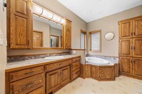 412 Daisy Lane Ada MN 56510