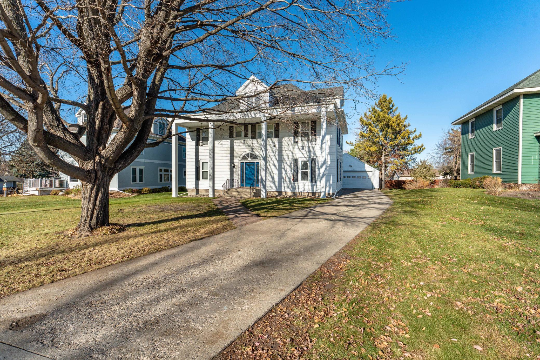 414 E Division Street Elbow Lake MN 56531