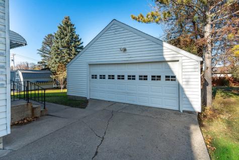 414 E Division Street Elbow Lake MN 56531