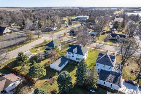 414 E Division Street Elbow Lake MN 56531