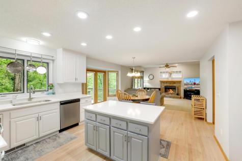 3757 Bayberry Lane Eagan MN 55123