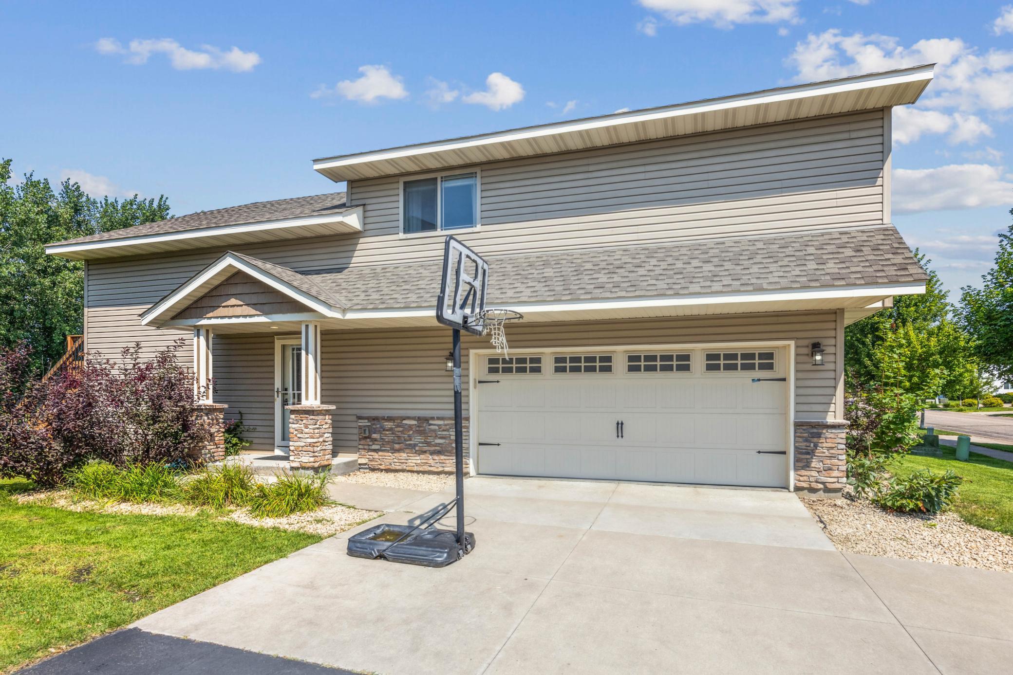 9351 Golden Pond Lane N Monticello MN 55362