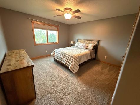 1007 6th Avenue NE Dilworth MN 56529