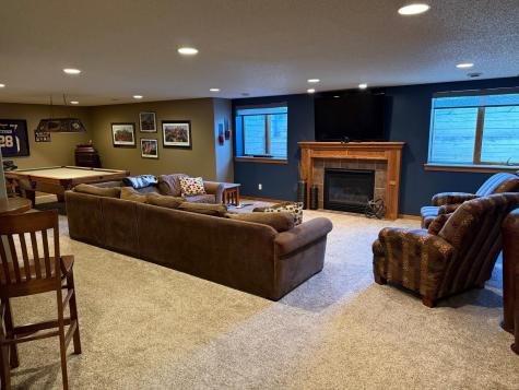 1007 6th Avenue NE Dilworth MN 56529