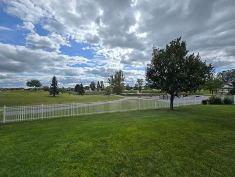 1007 6th Avenue NE Dilworth MN 56529