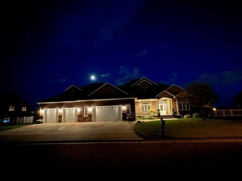 1007 6th Avenue NE Dilworth MN 56529