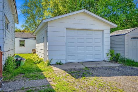 25 W 7th Street Rush City MN 55069