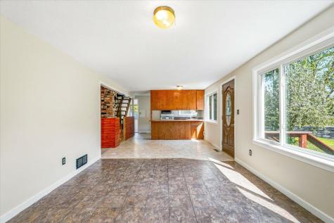 25 W 7th Street Rush City MN 55069