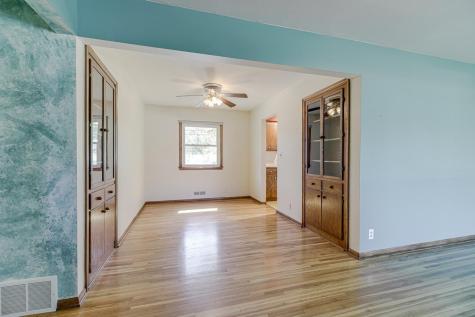 7124 Kyle Avenue N Brooklyn Center MN 55429