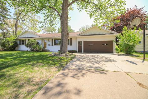7124 Kyle Avenue N Brooklyn Center MN 55429