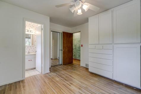7124 Kyle Avenue N Brooklyn Center MN 55429