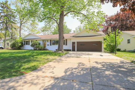 7124 Kyle Avenue N Brooklyn Center MN 55429