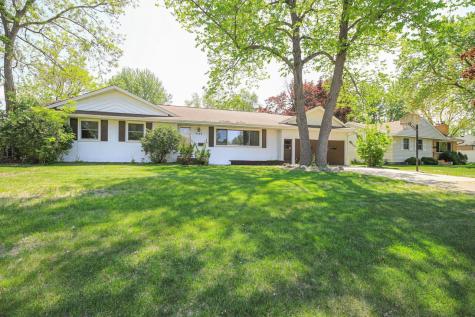 7124 Kyle Avenue N Brooklyn Center MN 55429