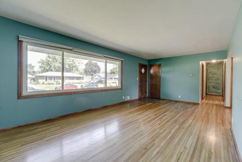 7124 Kyle Avenue N Brooklyn Center MN 55429