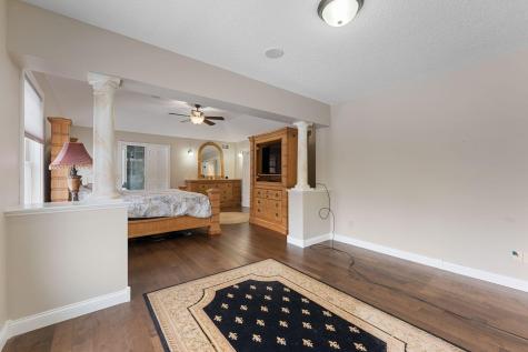 6453 Oxford Road N Shakopee MN 55379