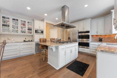 6453 Oxford Road N Shakopee MN 55379