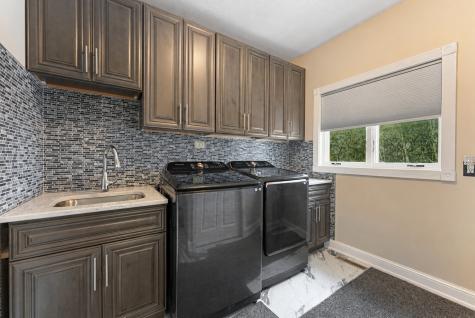 6453 Oxford Road N Shakopee MN 55379