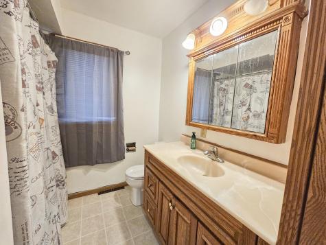 513 E Hollett Street Tracy MN 56175