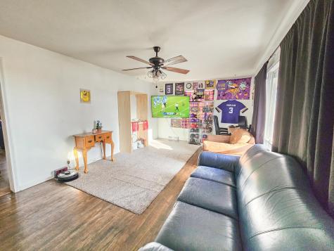 513 E Hollett Street Tracy MN 56175