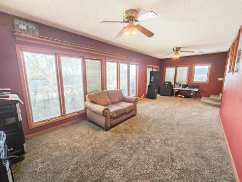 513 E Hollett Street Tracy MN 56175