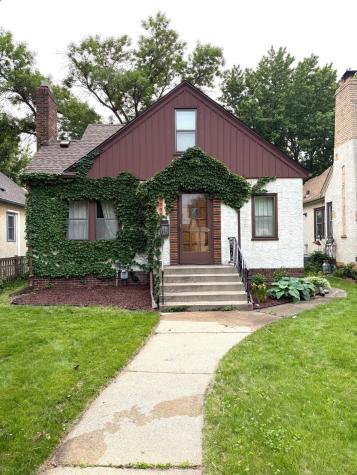 1555 Holton Street Saint Paul MN 55108