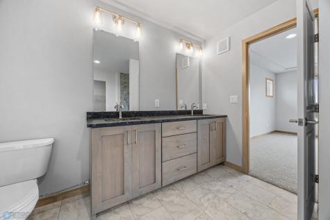 1045 61st Avenue W West Fargo ND 58078