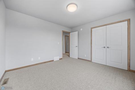 1045 61st Avenue W West Fargo ND 58078