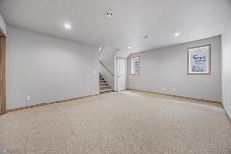 1045 61st Avenue W West Fargo ND 58078