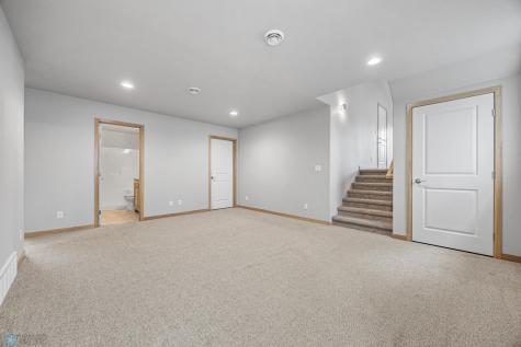 1045 61st Avenue W West Fargo ND 58078