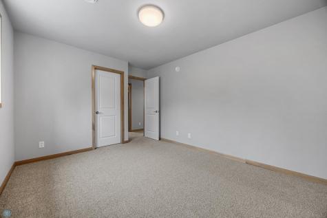 1045 61st Avenue W West Fargo ND 58078