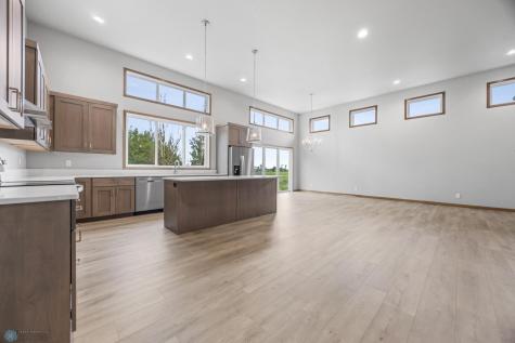 1045 61st Avenue W West Fargo ND 58078