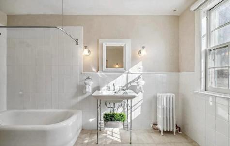 1119 Broadway N Fargo ND 58102