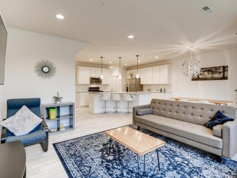 718 Maggie Way Chanhassen MN 55317