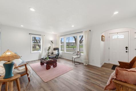 2712 Williams Drive Burnsville MN 55337