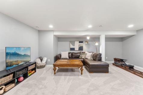 2712 Williams Drive Burnsville MN 55337
