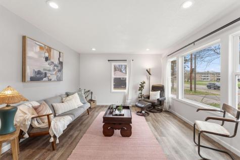 2712 Williams Drive Burnsville MN 55337