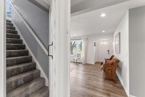 2712 Williams Drive Burnsville MN 55337