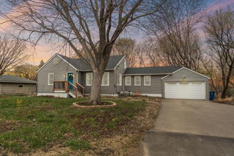 2712 Williams Drive Burnsville MN 55337