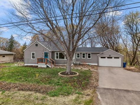2712 Williams Drive Burnsville MN 55337