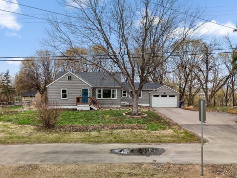 2712 Williams Drive Burnsville MN 55337