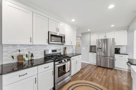 2712 Williams Drive Burnsville MN 55337