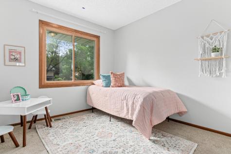 2400 E 125th Street Burnsville MN 55337