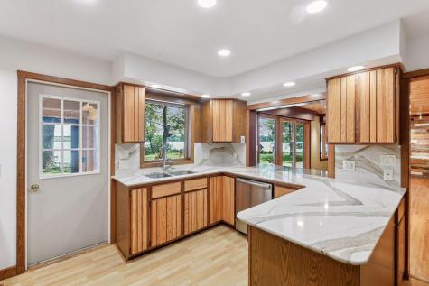 2245 Cottonwood Lake Drive Windom MN 56101